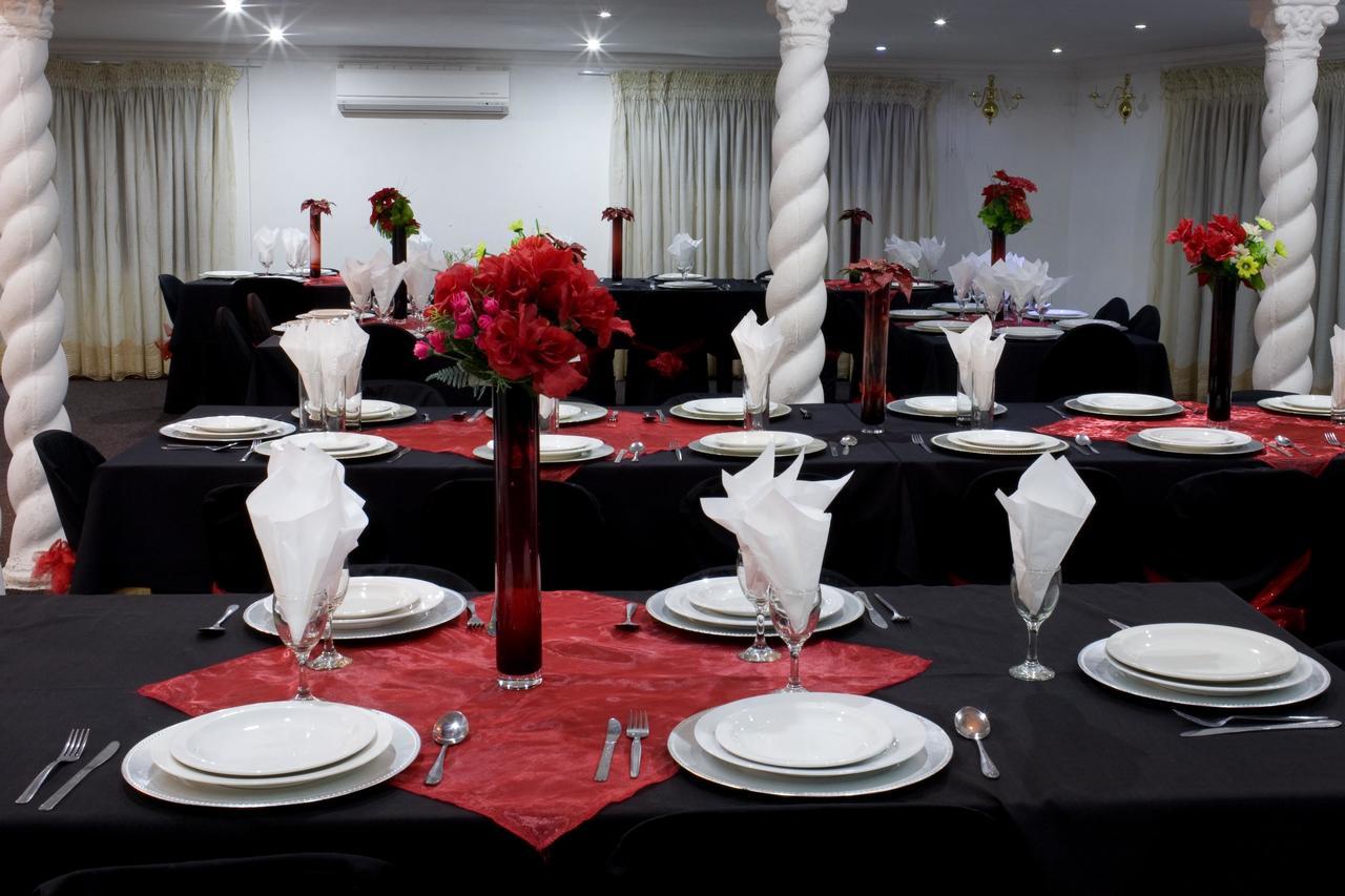 Caribe Accommodation And Conferences Питърмарицбург Екстериор снимка